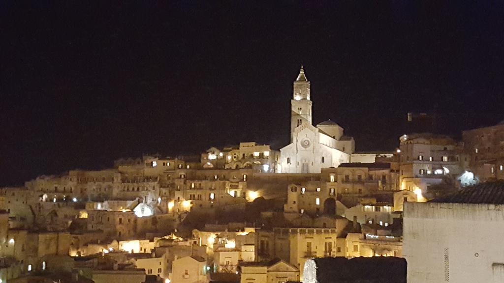 Casa Il Gufo E La Pupa Matera Exterior foto